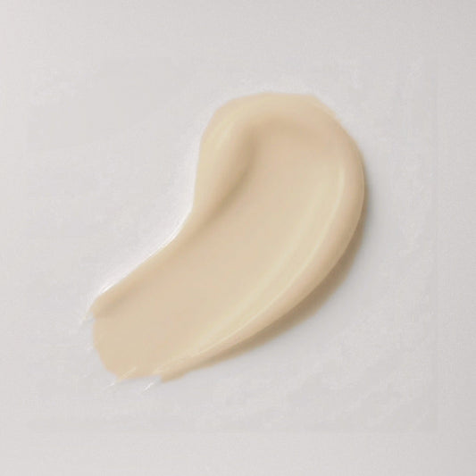 Beige cream texture of Lip Peeling Corrector N°2, an enzymatic peel for dark lips