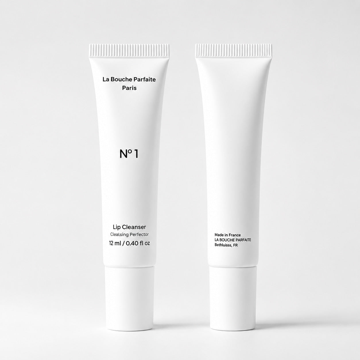 Lip Cleanser Corrector N°1 – Priming lip cleanser with plum kernel oil, first step of the lip hyperpigmentation corrective protocol – La Bouche Parfaite