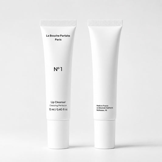 Lip Cleanser Corrector N°1 – Priming lip cleanser with plum kernel oil, first step of the lip hyperpigmentation corrective protocol – La Bouche Parfaite